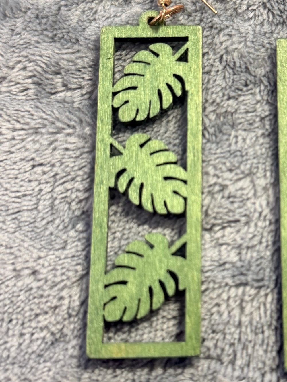 Green Leaf Cutout Drop Earrings - Women Accessories